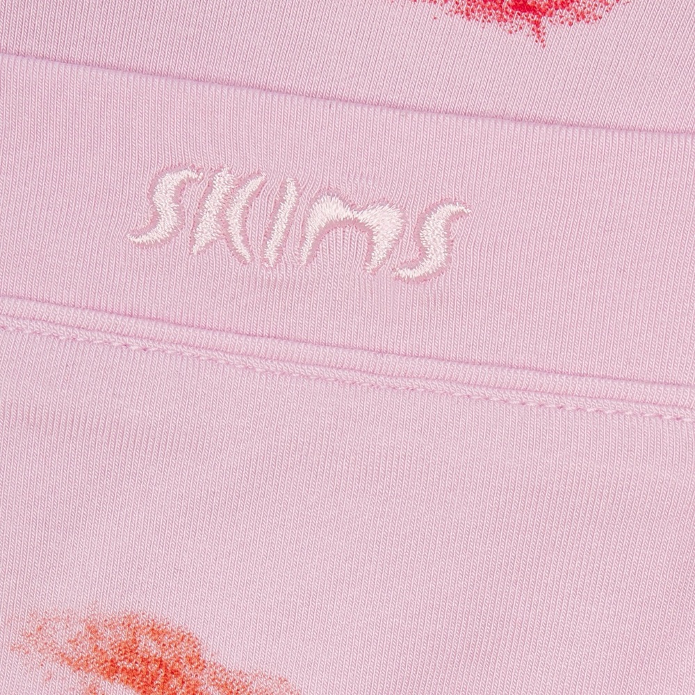 Skims cherry blossom lipstick pajama sleep set - Picture 5 of 7